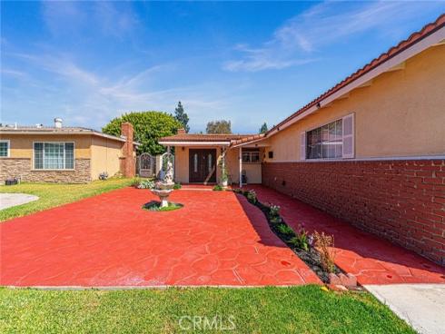 813 N Mantle   Lane, Santa Ana, CA