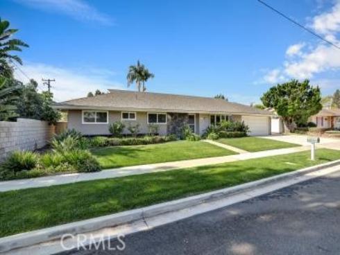 1212  Appian   Way, Santa Ana, CA