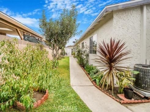 2514 W Stanford   Street, Santa Ana, CA