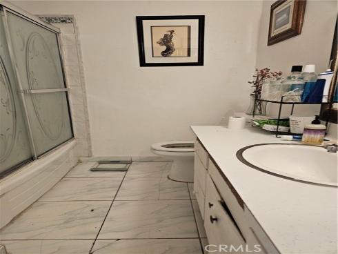 1001 E Camile H1 Street, Santa Ana, CA