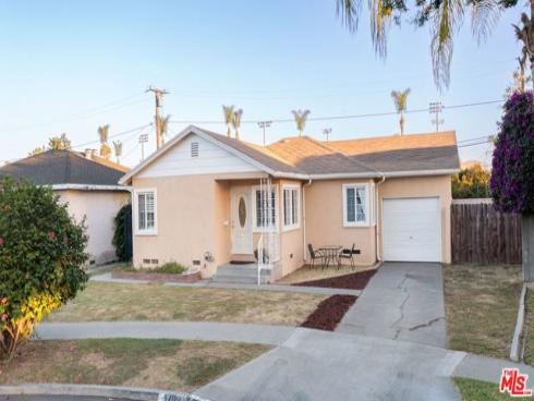 1209  Carlton   Place, Santa Ana, CA