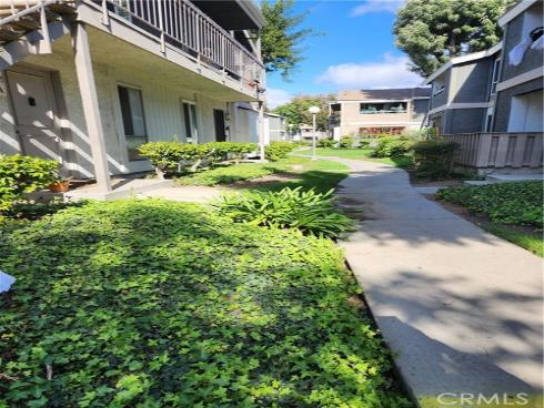 2859 S Fairview  B  Street, Santa Ana, CA