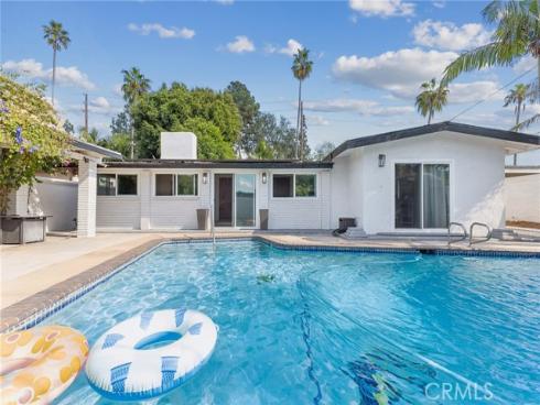 1118  Mabury   Street, Santa Ana, CA