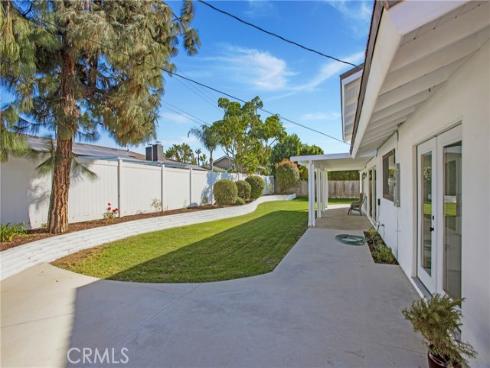 13772  Sanderstead   Road, Santa Ana, CA