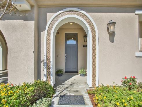 727 W Tribella   Court, Santa Ana, CA