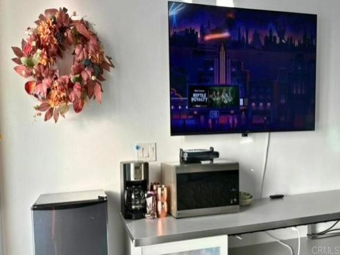 177 E City Place Drive, Santa Ana, CA