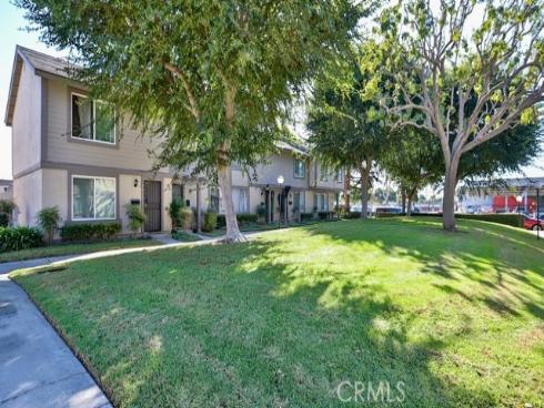 521 W Alton  26  Avenue, Santa Ana, CA