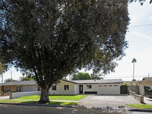 2524 W Borchard   Avenue, Santa Ana, CA