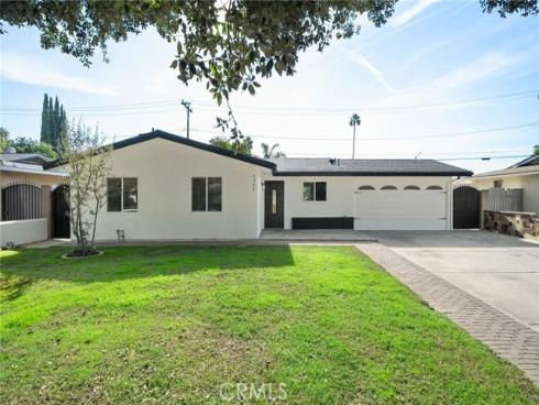 2524 W Borchard   Avenue, Santa Ana, CA