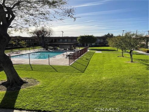 1400 W Warner  5  Avenue, Santa Ana, CA