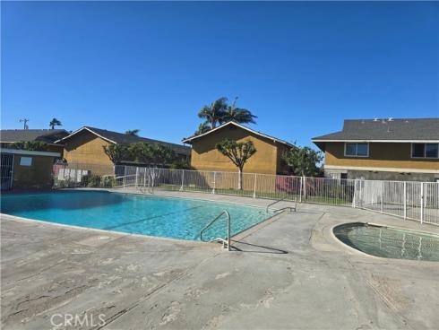 624 S Sullivan 6D Street, Santa Ana, CA