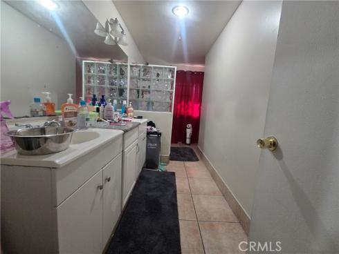 624 S Sullivan 6D Street, Santa Ana, CA