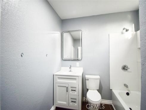 2534 W Pomona Street, Santa Ana, CA