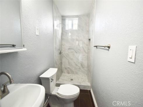 2534 W Pomona Street, Santa Ana, CA