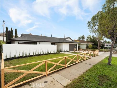 2823 N Flower   Street, Santa Ana, CA