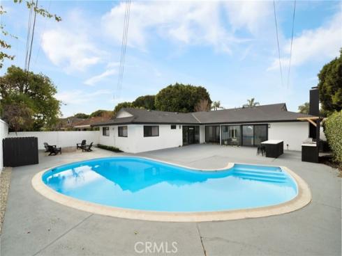 2823 N Flower   Street, Santa Ana, CA