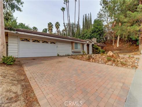 10461  Shadyridge   Drive, Santa Ana, CA