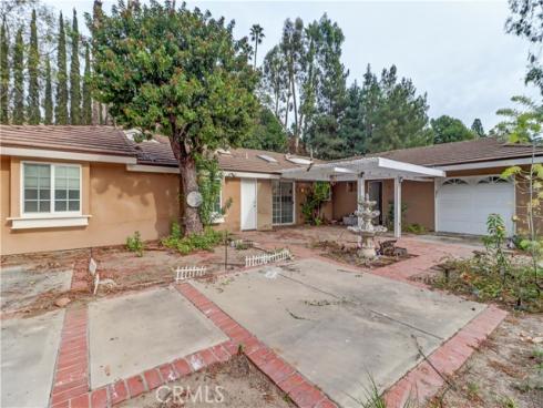 10461  Shadyridge   Drive, Santa Ana, CA