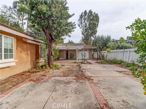 10461  Shadyridge   Drive, Santa Ana, CA