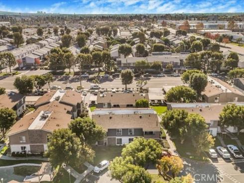 2851 S Fairview  B  Street, Santa Ana, CA