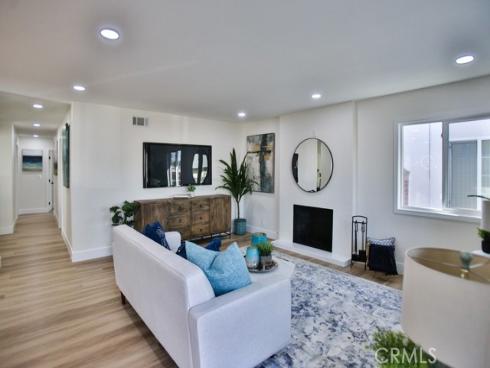 4022 W Roberts   Drive, Santa Ana, CA