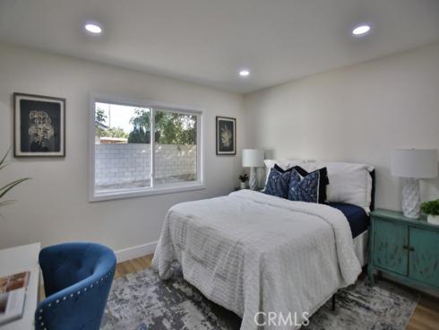 4022 W Roberts   Drive, Santa Ana, CA