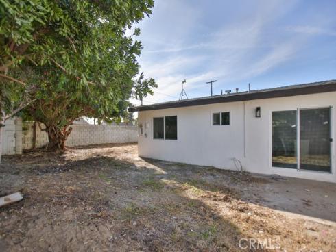 4022 W Roberts   Drive, Santa Ana, CA