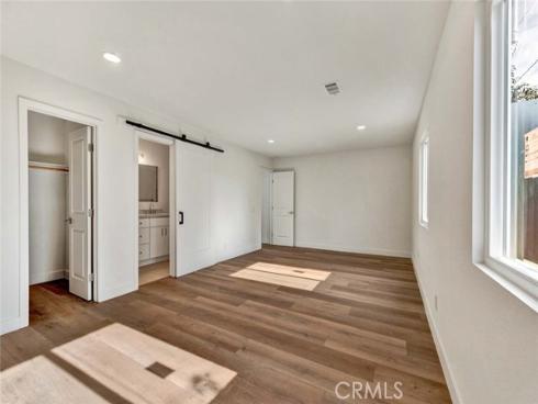 1226 W Walnut Street, Santa Ana, CA