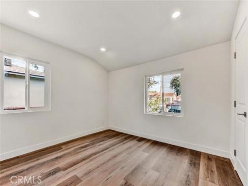 1226 W Walnut Street, Santa Ana, CA