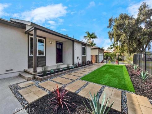 1226 W Walnut Street, Santa Ana, CA