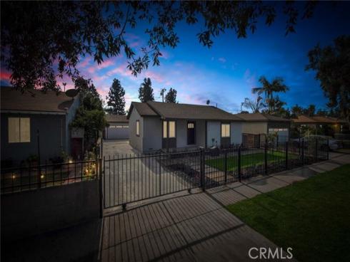 1226 W Walnut   Street, Santa Ana, CA