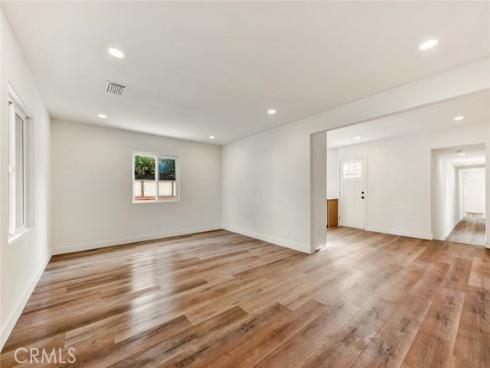 1226 W Walnut Street, Santa Ana, CA