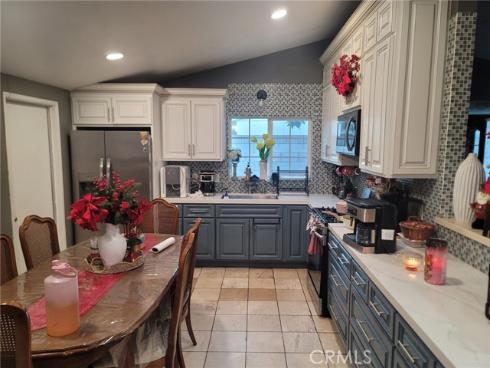 2214 Mark Street, Santa Ana, CA