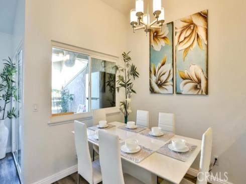 3932 W 5th 202 Street, Santa Ana, CA