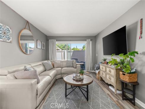 1101 W Macarthur 195 Boulevard, Santa Ana, CA