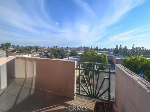 450 E 4th 423 Street, Santa Ana, CA