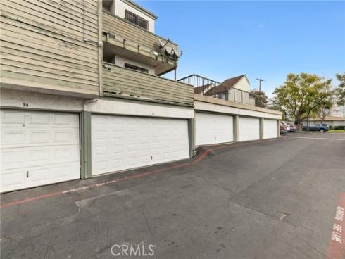 627 N Bristol 36 Street, Santa Ana, CA