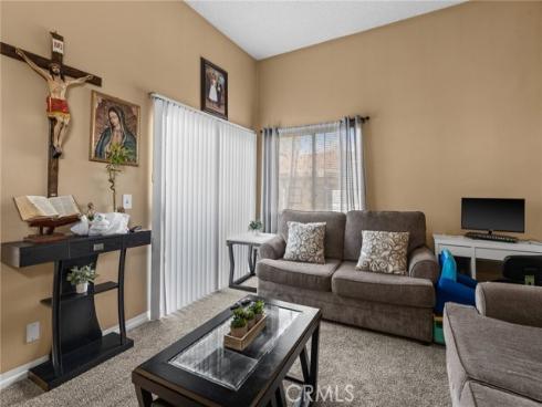 627 N Bristol 36 Street, Santa Ana, CA