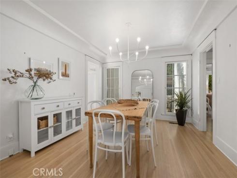 1028 N Olive Street, Santa Ana, CA