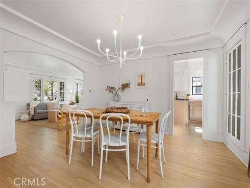 1028 N Olive Street, Santa Ana, CA