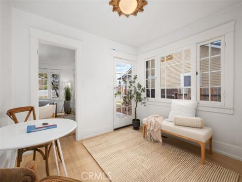 1028 N Olive Street, Santa Ana, CA