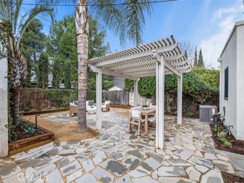 1028 N Olive Street, Santa Ana, CA