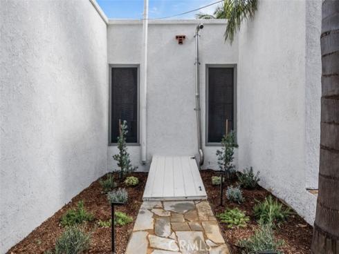 1028 N Olive   Street, Santa Ana, CA