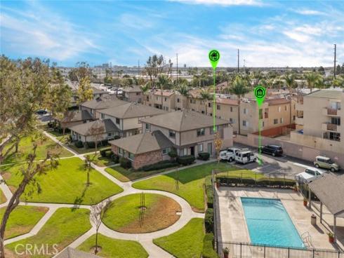 1709 Normandy 32-D Place, Santa Ana, CA