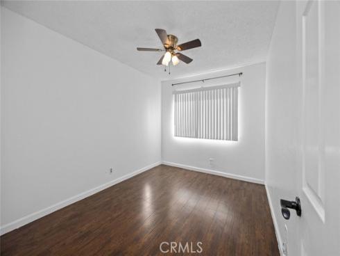 1709 Normandy 32-D Place, Santa Ana, CA