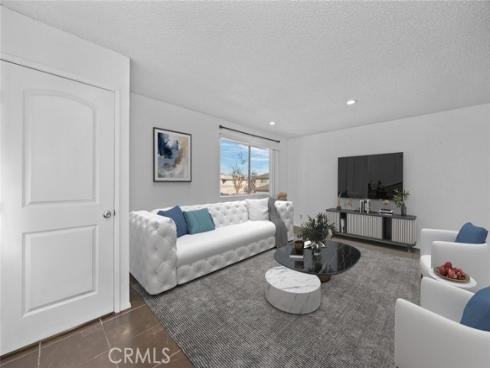 1709 Normandy 32-D Place, Santa Ana, CA