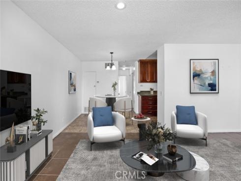 1709 Normandy 32-D Place, Santa Ana, CA