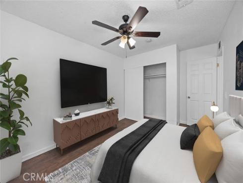 1709 Normandy 32-D Place, Santa Ana, CA