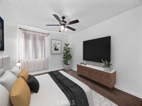 1709 Normandy 32-D Place, Santa Ana, CA