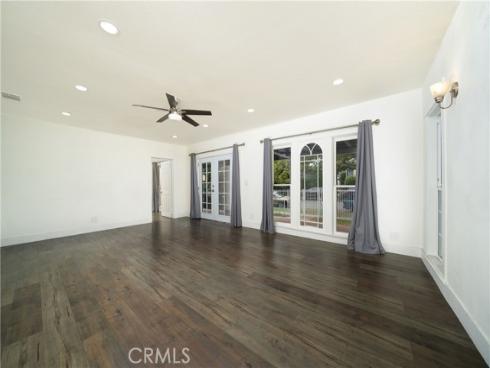 201 S Orange Avenue, Santa Ana, CA